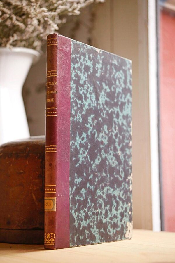 Libro: Curso de legislación penal comparada. | Autor: | Libros Bosch