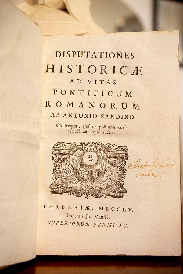 Libro: Disputationes historicae ad vitas Pontificum Romanorum. | Autor: | Libros Bosch