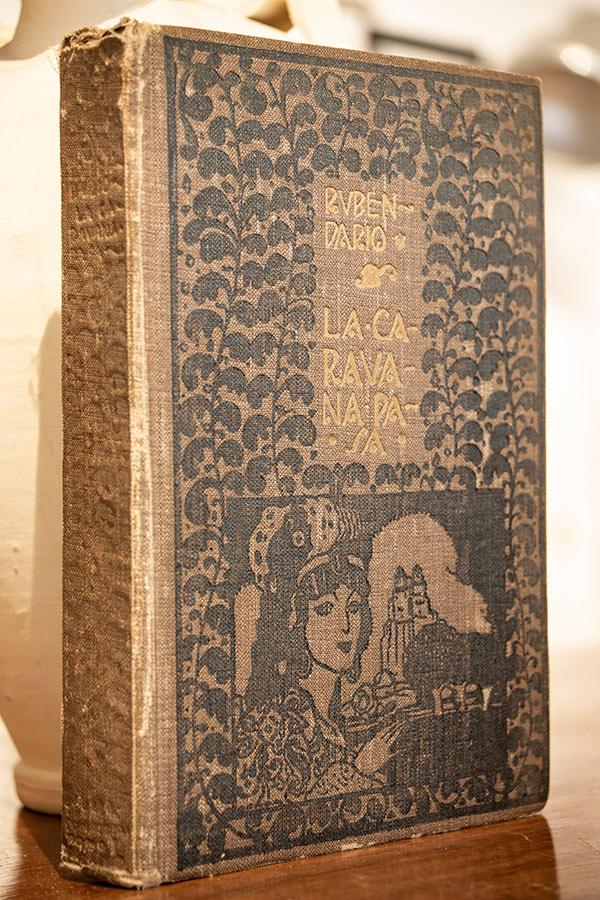 Libro: La caravana pasa. | Autor: | Libros Bosch