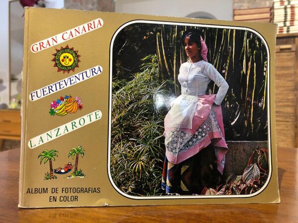 ÁLBUM DE FOTOGRAFÍAS EN COLOR GRAN CANARIA, LANZAROTE, FUERTEVENTURA. | Libros Antiguos | Libros Bosch Libro: ÁLBUM DE FOTOGRAFÍAS EN COLOR GRAN CANARIA, LANZAROTE, FUERTEVENTURA. | Autor: | Libros Bosch
