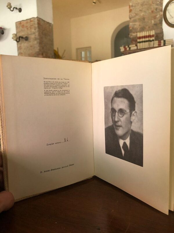 Obras poéticas. Introducción de R. Carballo Calero. | Libros Antiguos | Libros Bosch Libro: Obras poéticas. Introducción de R. Carballo Calero. | Autor: | Libros Bosch