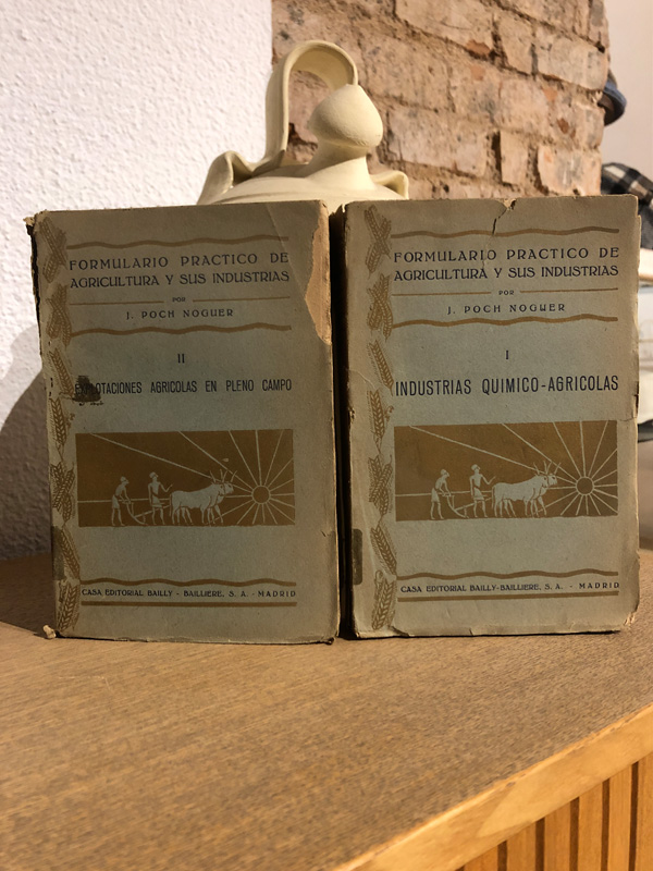 FORMULARIO PRACTICO DE AGRICULTURA Y SUS INDUSTRIAS.- Tomos I y II. Industrias químico-agrícolas. Explotaciones agrícolas en pleno campo, respectivamente. | Libros Antiguos | Libros Bosch Libro: FORMULARIO PRACTICO DE AGRICULTURA Y SUS INDUSTRIAS.- Tomos I y II. Industrias químico-agrícolas. Explotaciones agrícolas en pleno campo, respectivamente. | Autor: | Libros Bosch