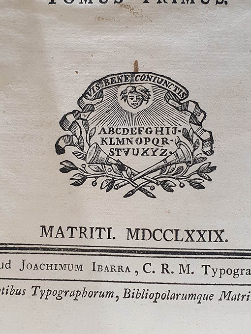 Libro: Gradus ad Parnassum, sive Bibliotheca Musarum, vel Novus Sinonymorum, ac Versum Thesaurus. 2 Vols. | Autor: | Libros Bosch