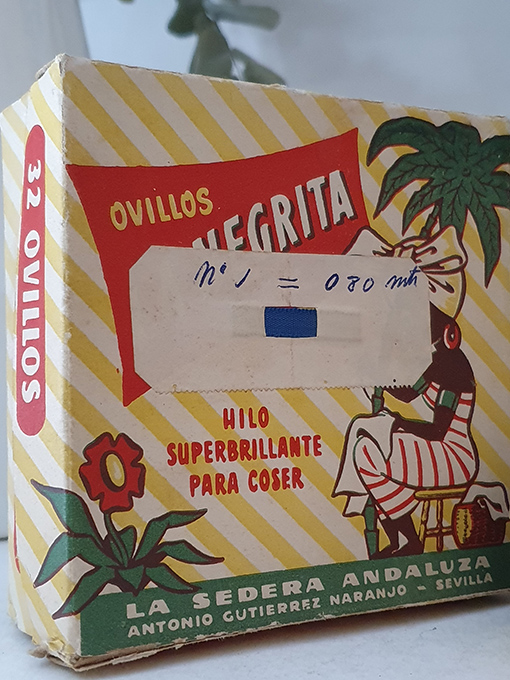 Libro: 4 Cajas de OVILLOS LA NEGRITA. | Autor: | Libros Bosch
