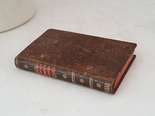 Libro: Exercicio Espiritual Quotidiano que un Christiano puede observar todos los días. Oraciones y Meditaciones para el Santo Sacrificio de la Missa. Instrucciones para confessar y Comulgar devotamente sacado de Varios Autores. | Autor: | Libros Bosch