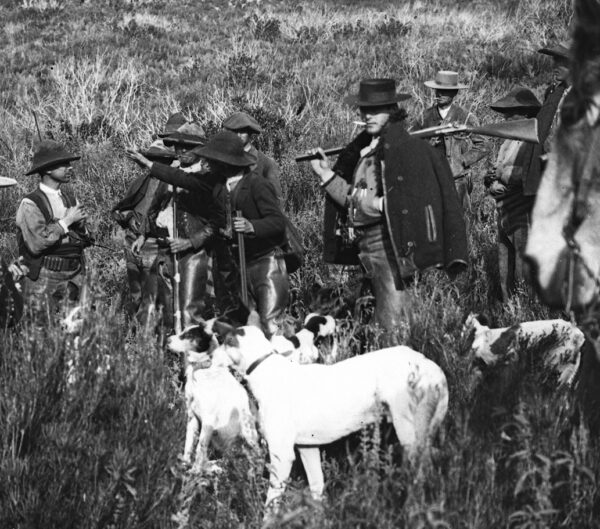 Libro: Pareja de fotografías. Escena de cacería en Andalucía. Hacia 1900. Negativo Caza | Autor: | Libros Bosch