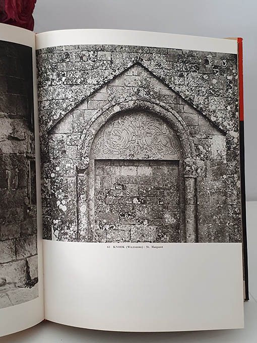 El arte Románico en Gran Bretaña e Irlanda. Col. El Arte Románico. Fot. de Jean Roubier. | Libros Antiguos | Libros Bosch Libro: El arte Románico en Gran Bretaña e Irlanda. Col. El Arte Románico. Fot. de Jean Roubier. | Autor: | Libros Bosch