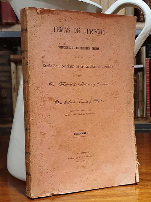 Libro: Temas de Derecho. Soluciones al cuestionario oficial para el Grado de Licenciado en la Facultad de Derecho por... | Autor: | Libros Bosch