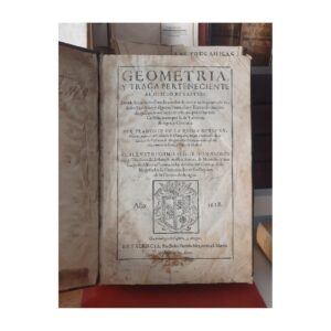 Geometria y traça perteneciente al oficio de sastres. Donde se contiene el modo y orden de cortar todo genero de vestidos españoles y algunos franceses y turcos...