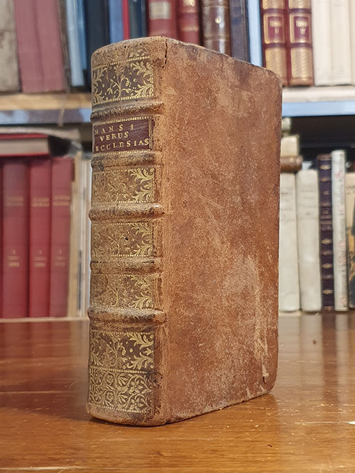 Verus Ecclesiasticus Vocationem suam cognoscendi avidus eidemque correspondendi studiosus ab... Liber quintus, continens Sacrosanctae Missae expositionem Historico-Moralem. | Libros Antiguos | Libros Bosch Libro: Verus Ecclesiasticus Vocationem suam cognoscendi avidus eidemque correspondendi studiosus ab... Liber quintus, continens Sacrosanctae Missae expositionem Historico-Moralem. | Autor: | Libros Bosch