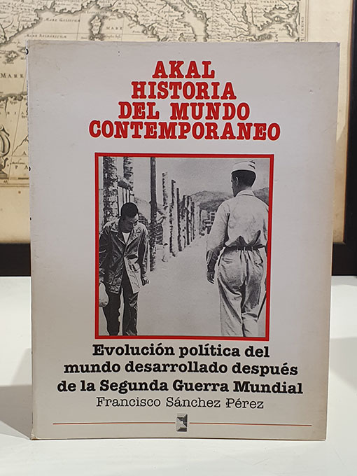 Libro: Evolución política del mundo desarrollado después de la Segunda Guerra Mundial. | Autor: | Libros Bosch