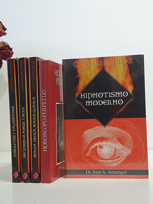Libro: [LOTE LIBROS CIENCIAS OCULTAS] Hechizos de amor y sexo / Magia Negra - Magia Blanca / Hipnotismo moderno / Amuletos y talismanes / Horóscopo perpetuo. | Autor: | Libros Bosch