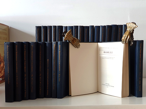 Libro: OXFORD SHAKESPEARE CONCORDANCES. A concordance to the text of the first folio. Volumes: Henry VI (Vols. 1-3); The Comedy of Errors; King John; Much Ado About Nothing; The Merchant of Venice; Romeo and Juliet; The Merry Wives of Windsor; ; The Two Gentlemen of Verona; As You Like It; Hamlet; Cymbeline; The Taming of the Shrew; The Tempest; Antony and Cleopatra; Twelfth Night; Timon of Athens; All's Well That Ends Well; Troilus and Cressida: Another Hamlet; The Winter's Tale; Pericles; A Midsummer Night's Dream; Measure for Measure; Love's Labour's Lost; Titus Andronicus; | Autor: | Libros Bosch