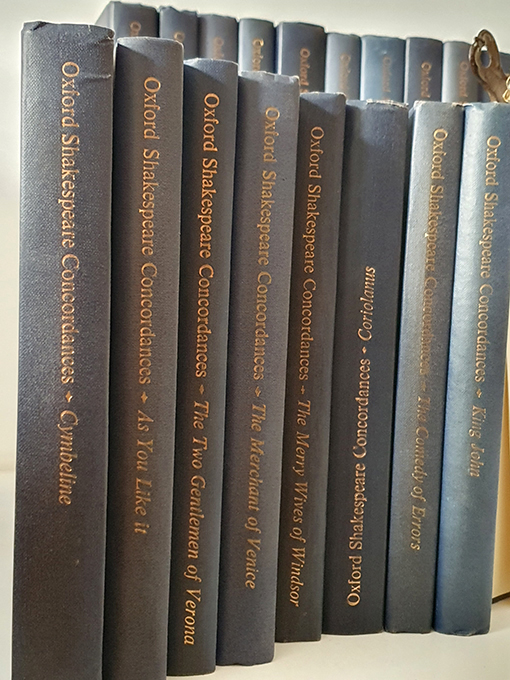 Libro: OXFORD SHAKESPEARE CONCORDANCES. A concordance to the text of the first folio. Volumes: Henry VI (Vols. 1-3); The Comedy of Errors; King John; Much Ado About Nothing; The Merchant of Venice; Romeo and Juliet; The Merry Wives of Windsor; ; The Two Gentlemen of Verona; As You Like It; Hamlet; Cymbeline; The Taming of the Shrew; The Tempest; Antony and Cleopatra; Twelfth Night; Timon of Athens; All's Well That Ends Well; Troilus and Cressida: Another Hamlet; The Winter's Tale; Pericles; A Midsummer Night's Dream; Measure for Measure; Love's Labour's Lost; Titus Andronicus; | Autor: | Libros Bosch
